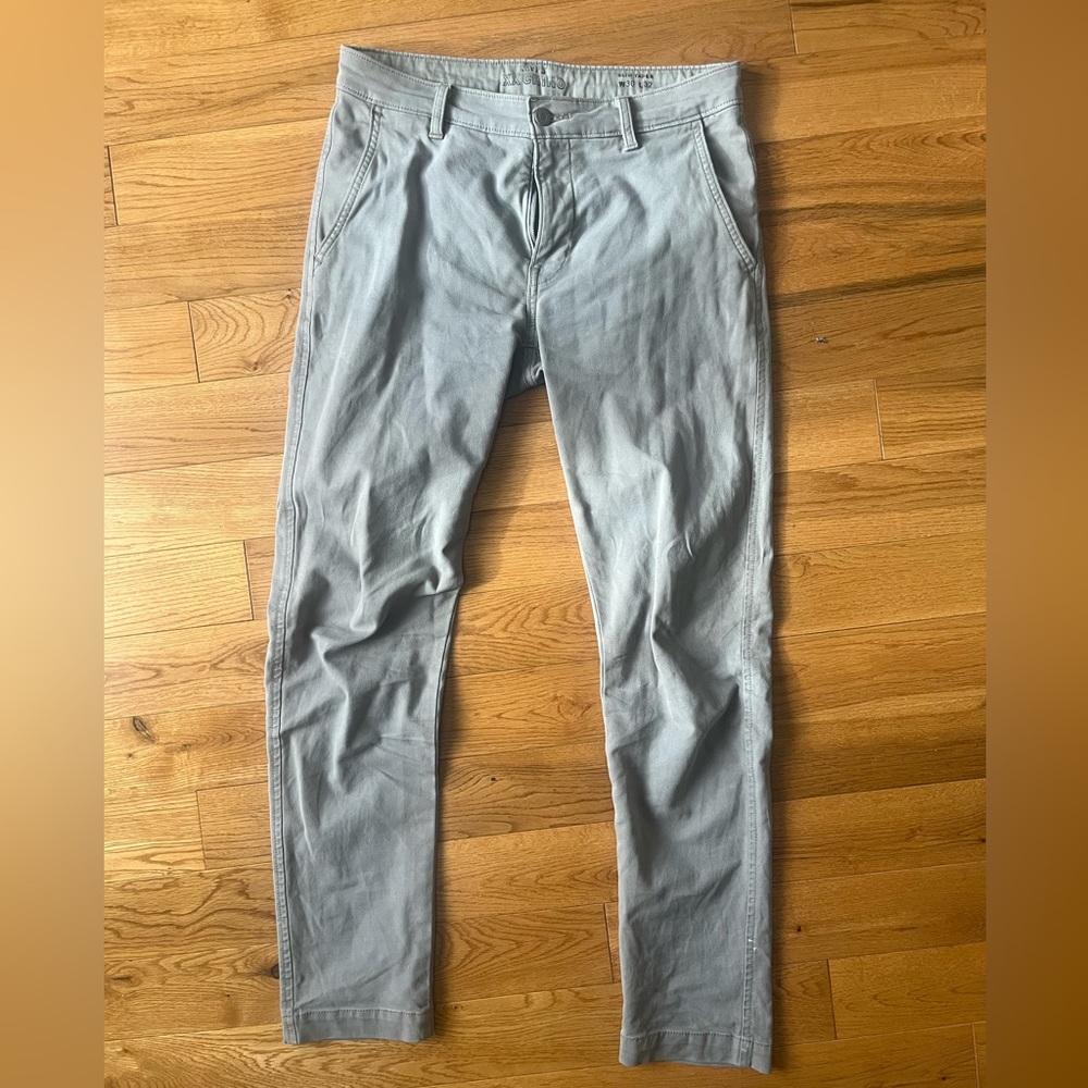 Mens chinos